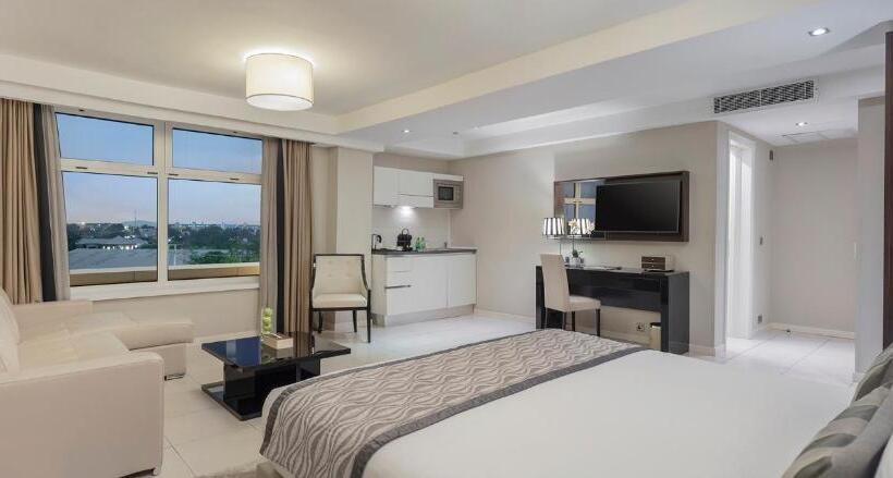 수피리어 스튜디오, Fraser Suites Abuja