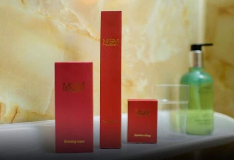 スタンダードルーム, Muthu Dalmally