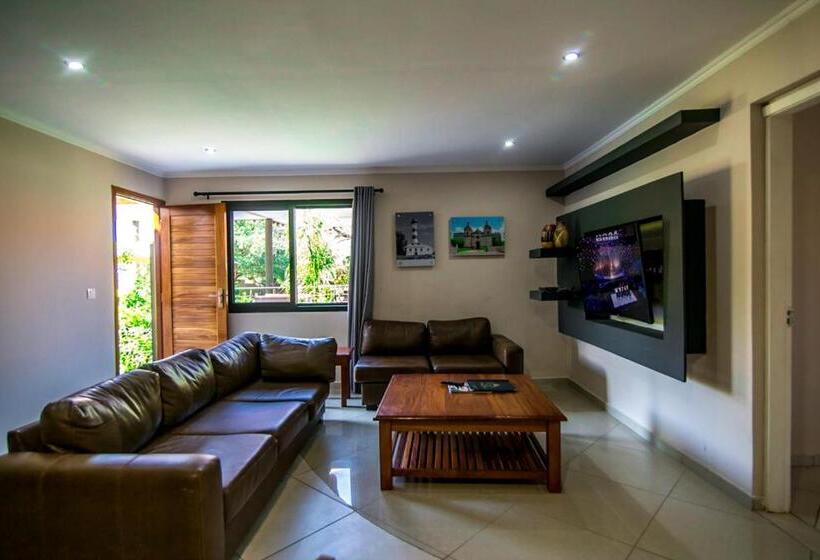 Апартаменты Deluxe 2 Спальни, Ossanzaia Bilene Lodge