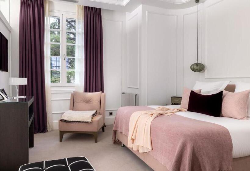 סוויטת ג'וניור עם מרפסת, Villa Magalean Hotel & Spa