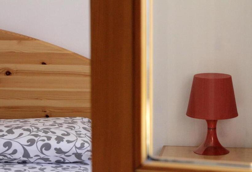 غرفة قياسية ذات إطلالة, B&b Villa Dalegno