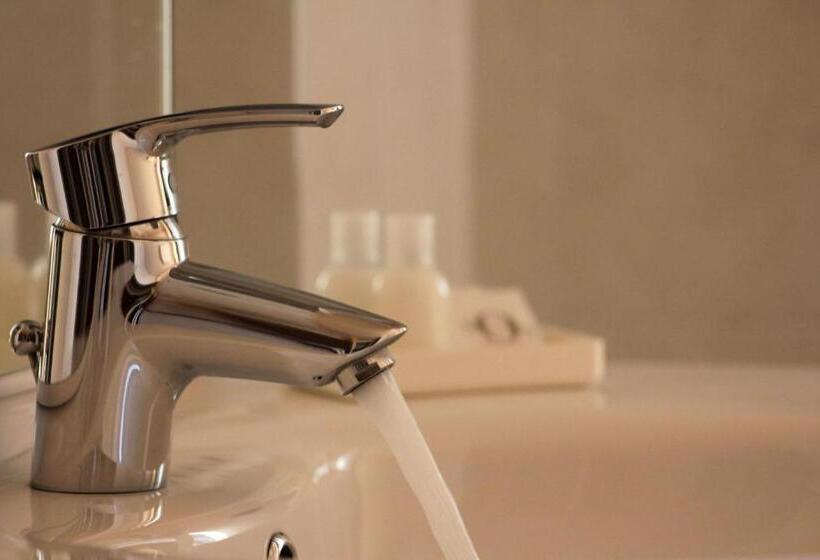 غرفة قياسية سرير كينج, B&b Villa Dalegno