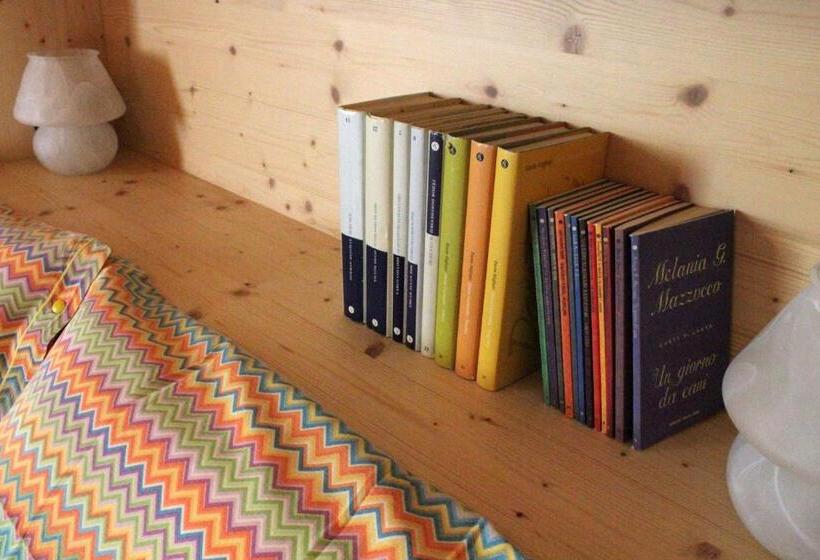 غرفة قياسية مزوَّدة بشُرفة, B&b Villa Dalegno