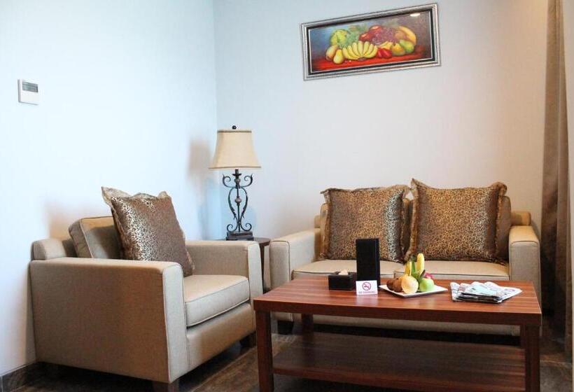 Люкс Повышенной Комфортности, Arthama Hotels Makassar