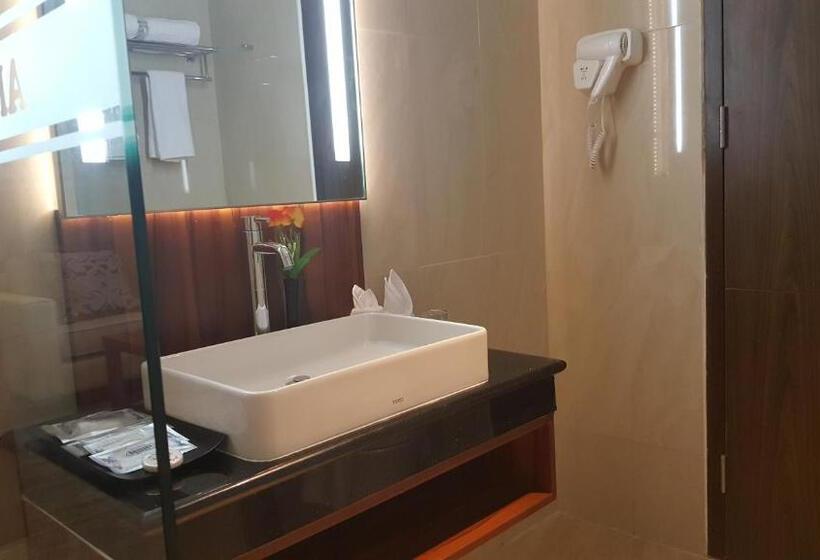 디럭스 룸, Arthama Hotels Makassar