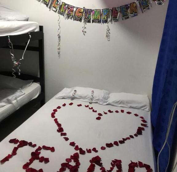 חדר סטנדרט לארבעה, Don Toño Tolú