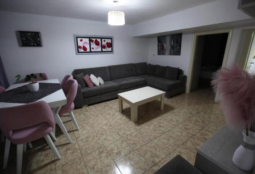 شقة غرفتين, Kuburi