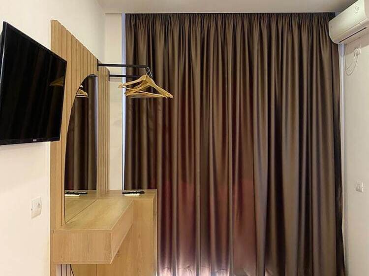 غرفة قياسية, Kuburi