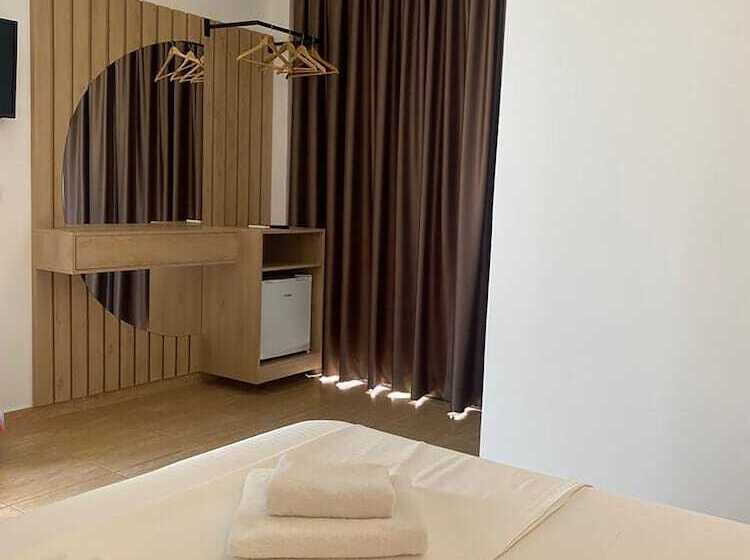 غرفة قياسية, Kuburi