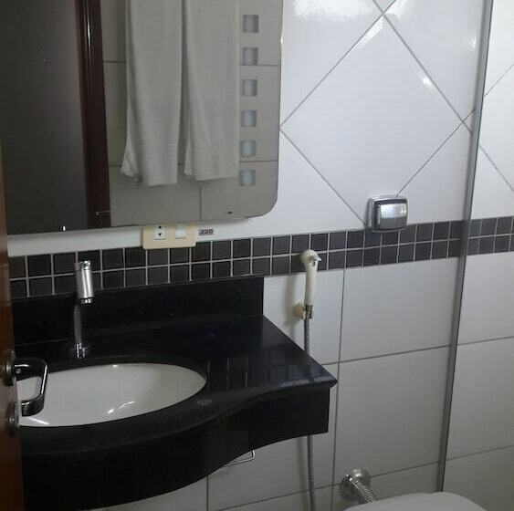 Chambre Deluxe, Nioja