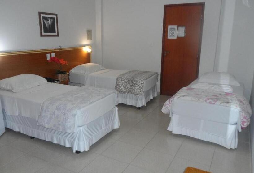 Triple Exécutive, Nioja