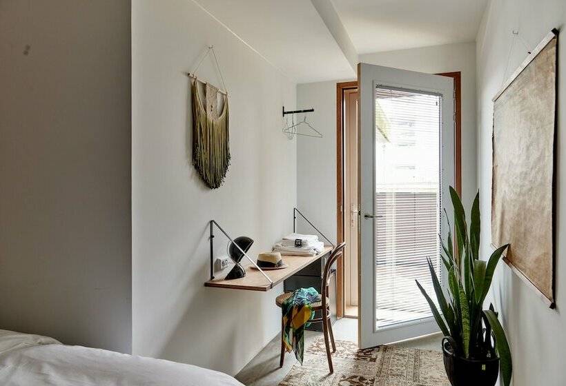 Номер Стандарт с Балконом, Qfactory