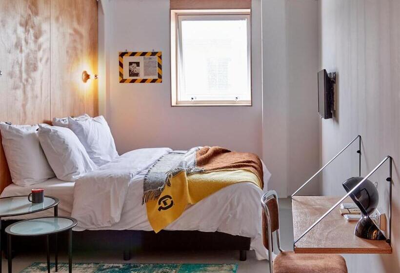 Номер Стандарт, Qfactory