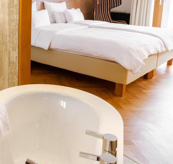 Люкс, Reiters Finest Family