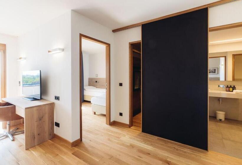 Люкс Повышенной Комфортности, Reiters Finest Family