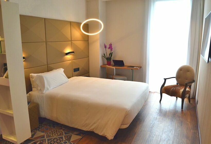 Номер Стандарт, Sb Glow 4 Sup