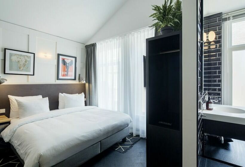 Quarto Deluxe, The Highland House