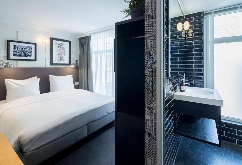 Quarto Deluxe, The Highland House