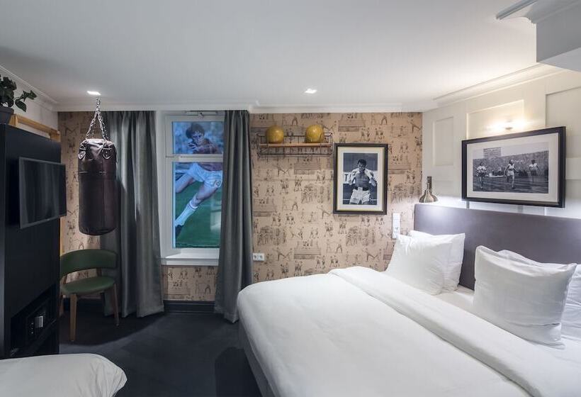 Quarto Triplo Deluxe, The Highland House
