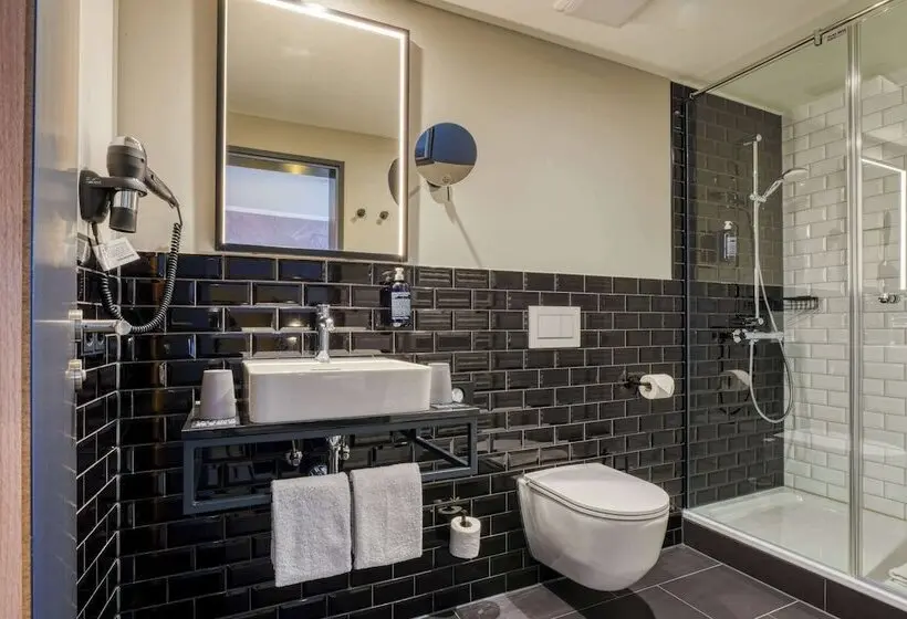 コンフォートルーム, Vienna House Easy by Wyndham Dortmund City