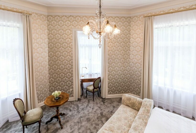 سوییت, Villa Grunewald