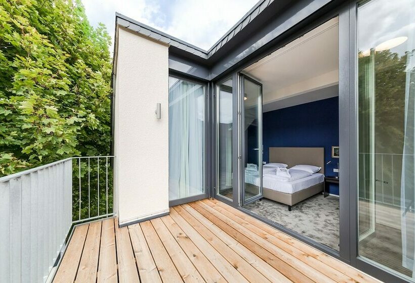 سوییت, Villa Grunewald