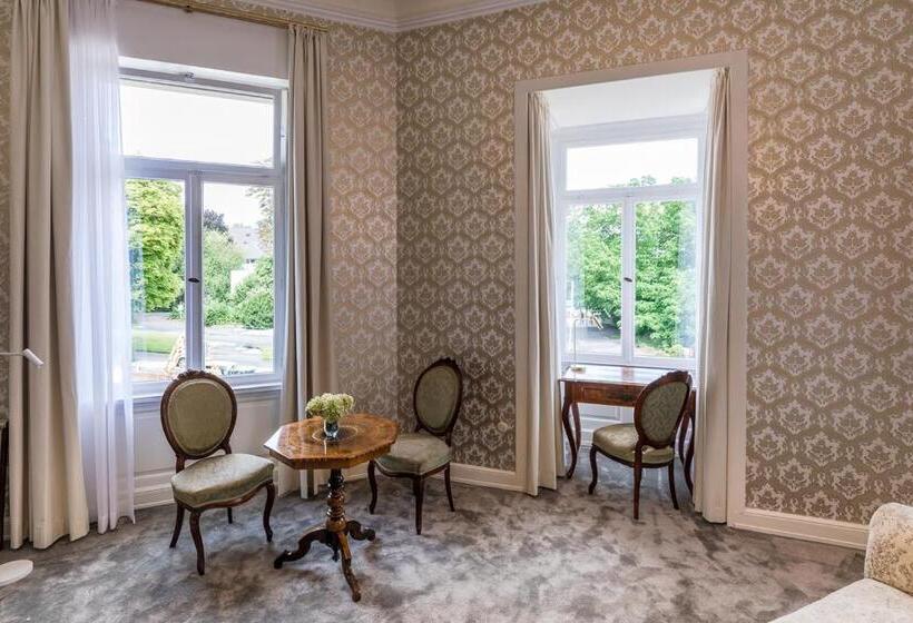 اتاق لوکس, Villa Grunewald