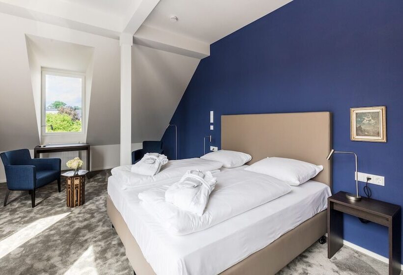 اتاق لوکس, Villa Grunewald