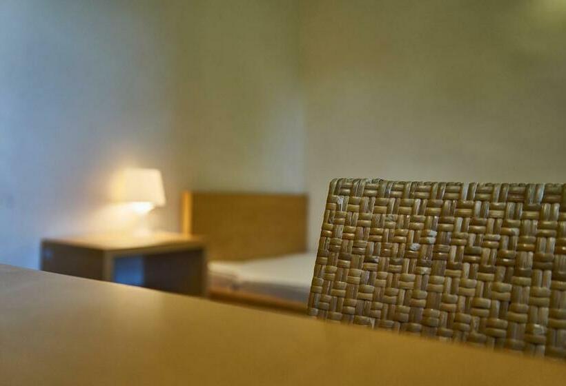 اتاق استاندارد یک تخته با سرویس بهداشتی مشترک, Magnolfi Nuovo