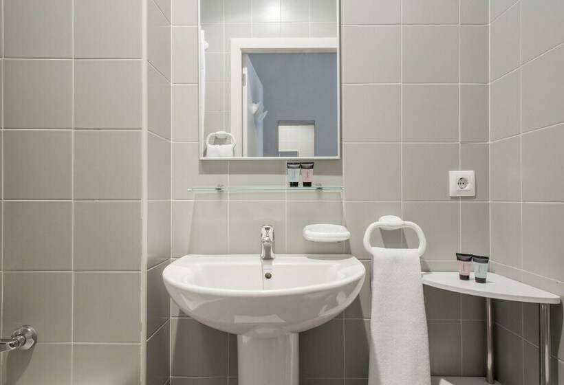 스탠다드 스튜디오, Residencia Universitaria As Burgas