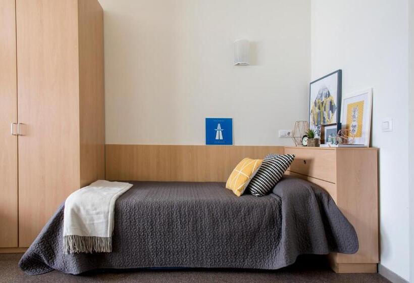 클래식 스튜디오, Residencia Universitaria As Burgas