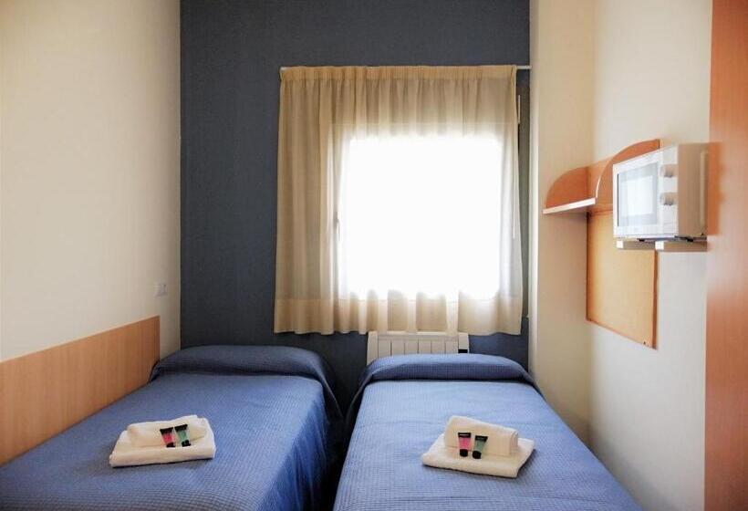 기본룸, Residencia Universitaria As Burgas