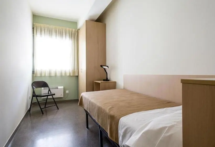 استودیو خانوادگی, Residencia Universitaria As Burgas