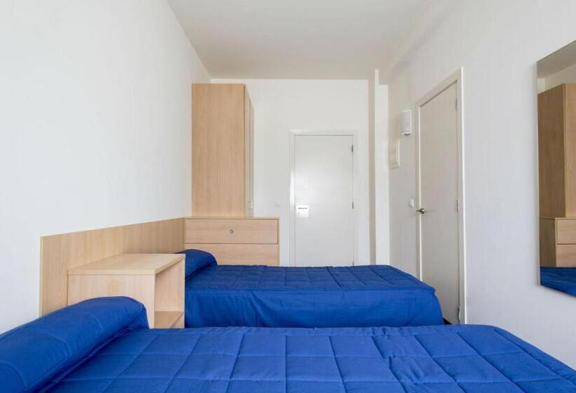 4인용 스탠다드 룸, Residencia Universitaria As Burgas