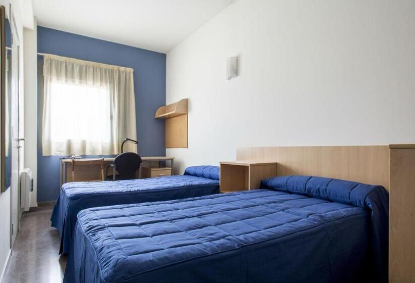 4인용 스탠다드 룸, Residencia Universitaria As Burgas