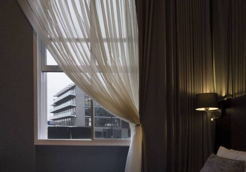 Deluxe-huone, Camden Enterprise