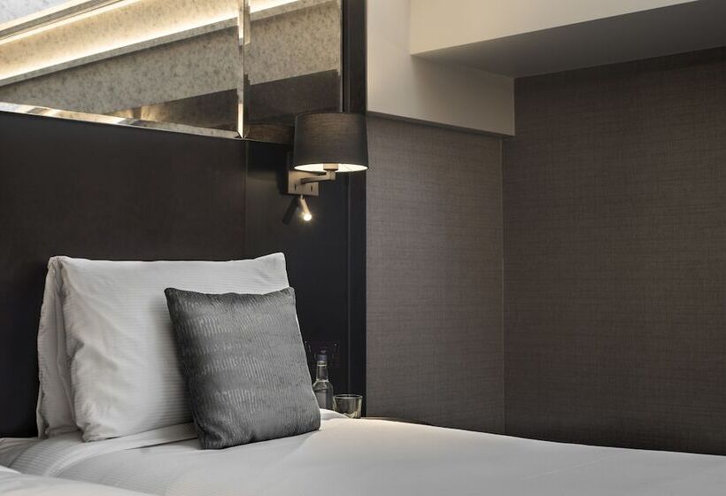 Superior-huone, Camden Enterprise