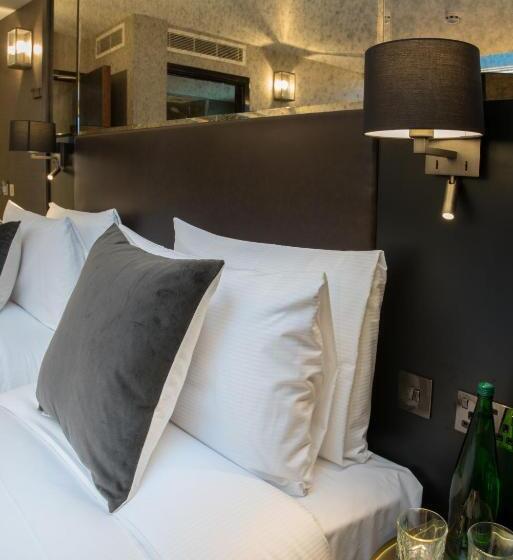 Deluxe-huone, Camden Enterprise