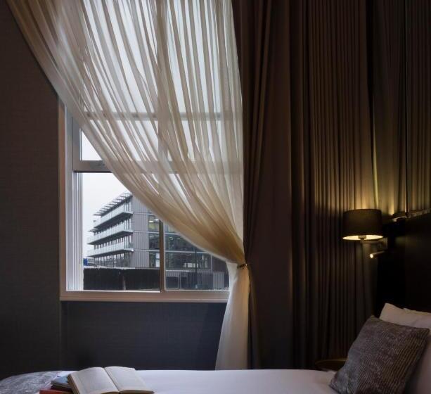 Deluxe-huone, Camden Enterprise