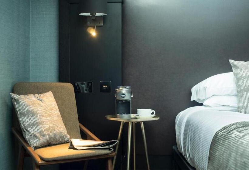 Superior-huone, Camden Enterprise