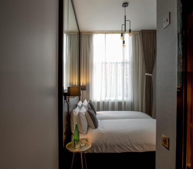 Deluxe-huone, Camden Enterprise