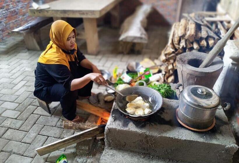 בונגלו משפחתי, Kali Catur Resort