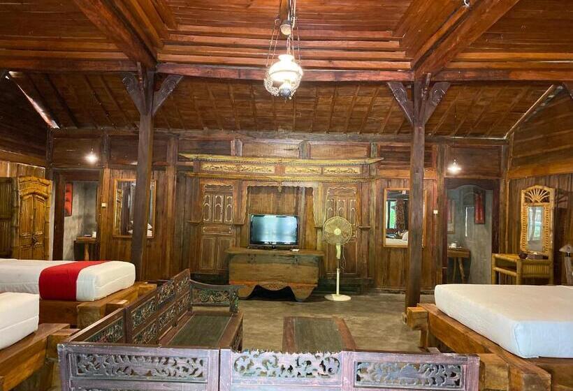 חדר משפחתי, Kali Catur Resort