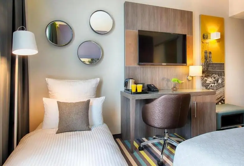 Comfort Kolmen Hengen Huone, Leonardo Hotel Munich City East