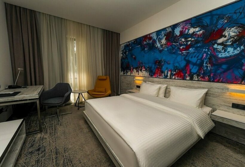 디럭스 룸 킹사이즈 침대, Messier 53 Hotel Yerevan