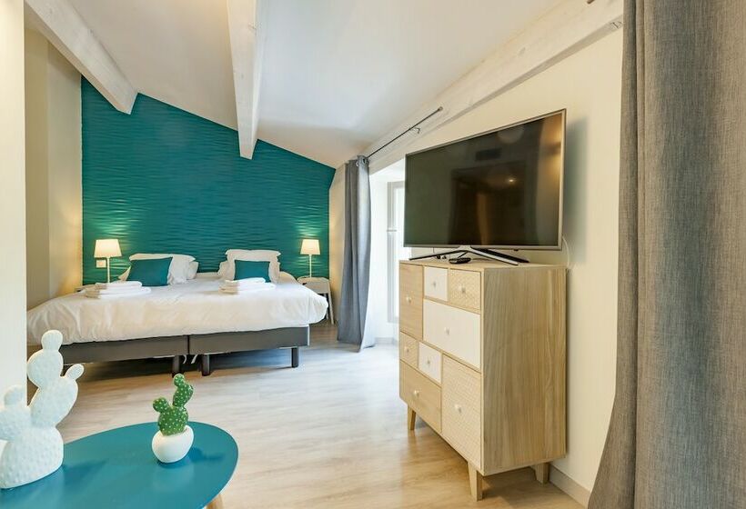 غرفة ديلوكس, Restaurant Des Maures