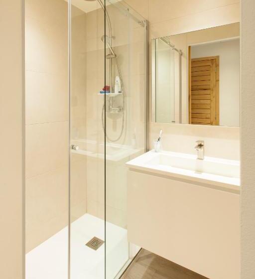 غرفة قياسية, Restaurant Des Maures