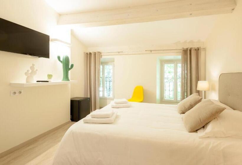 غرفة قياسية, Restaurant Des Maures