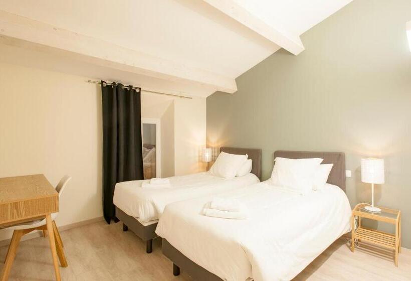 غرفة سوبيريور عائلية, Restaurant Des Maures