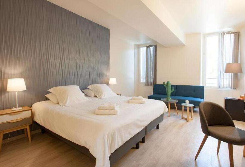 غرفة ديلوكس, Restaurant Des Maures